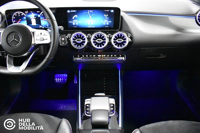 MERCEDES-BENZ B 180 d Automatic Premium